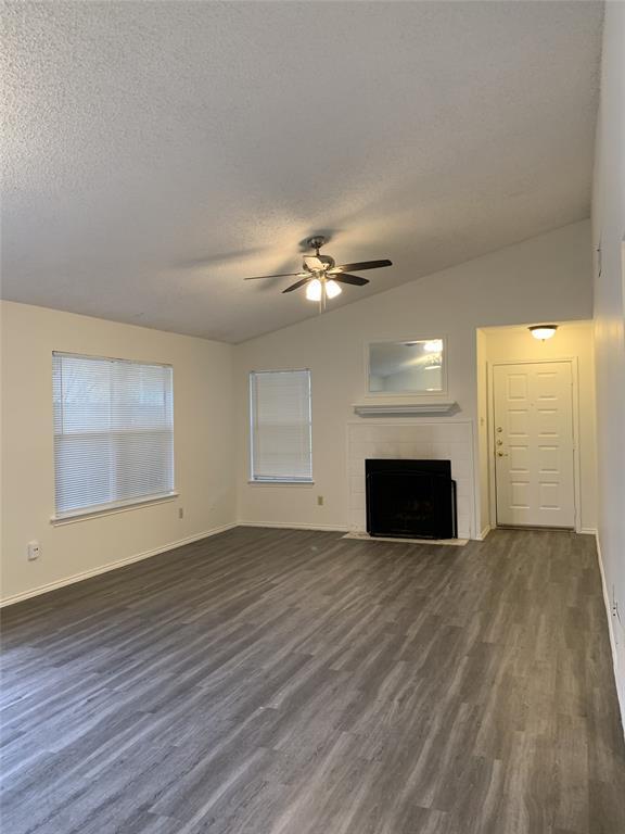 Building Photo - 5902 Green Acres