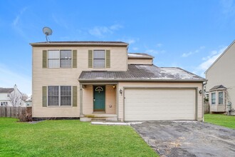 Building Photo - 2672 Fernwood Ave