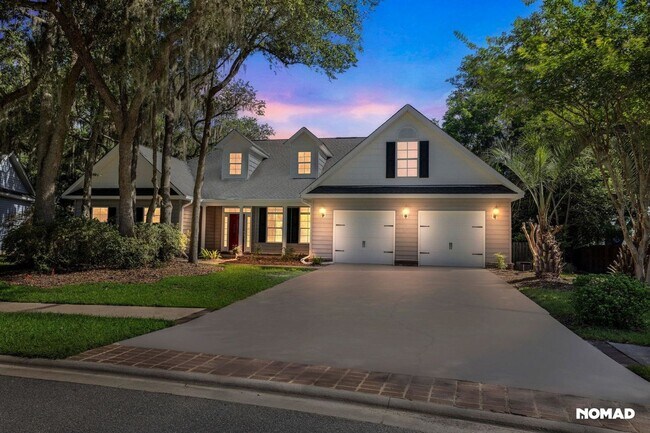 Building Photo - Charming 4BR/2.5BA House in Savannah