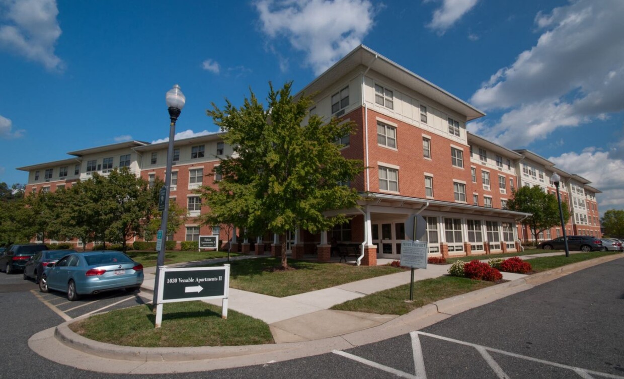 Primary Photo - Ednor Apartments I