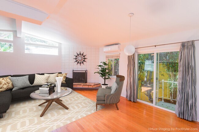 Foto del edificio - 8531 Walnut Dr