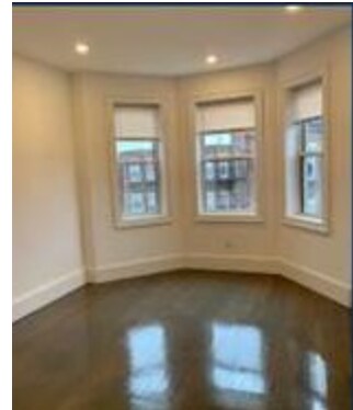 Foto del edificio - 124 Peterborough St