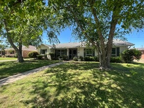 Building Photo - 810 Captain Shreve Dr