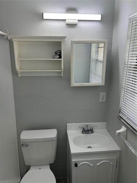 Foto del edificio - 2514 E Jefferson St