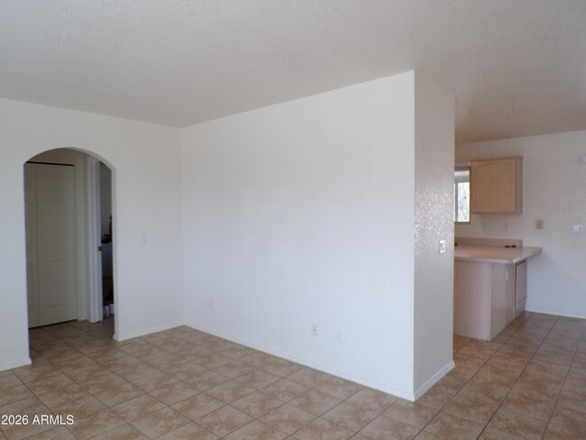 Foto del edificio - 440 Casner Dr