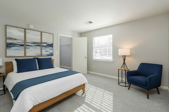Foto del edificio - The Emerson Apartments