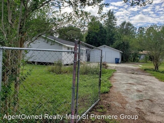 Building Photo - 3 br, 2 bath House - 642 Gaillard Road
