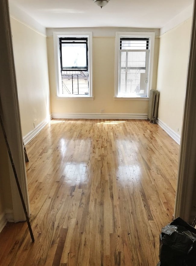 Building Photo - 103 Seaman Ave