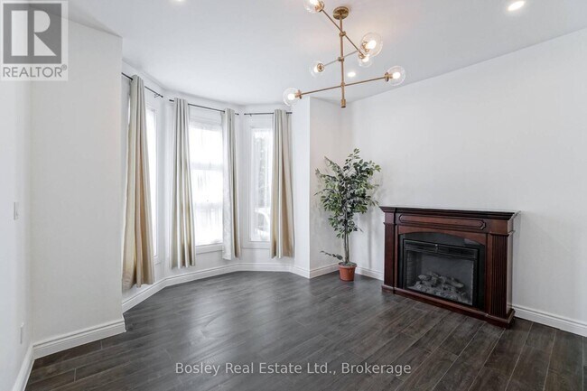 Photo du bâtiment - 124 West Avenue N