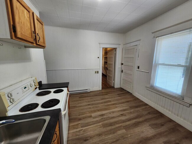 Photo du bâtiment - 70 Millidge Ave
