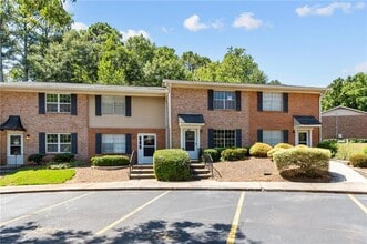 Building Photo - 392 Northdale Ct