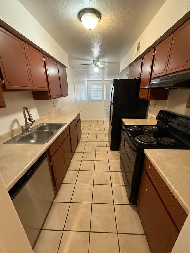 2 bedroom in Mesa AZ 85201 - 2 bedroom in Mesa AZ 85201 Apartment