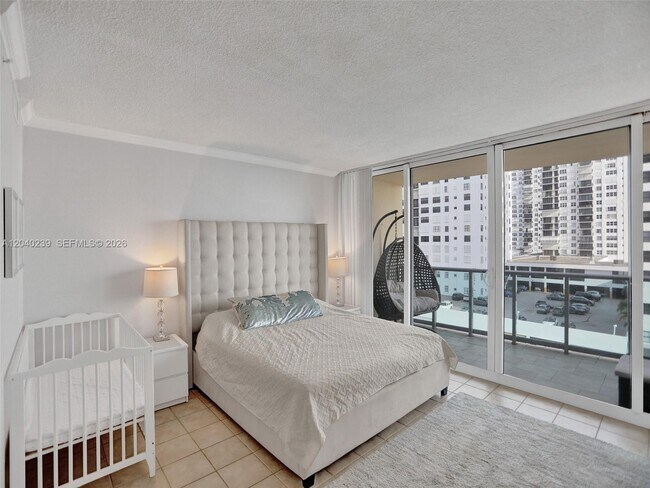 Foto del edificio - 2501 S Ocean Dr