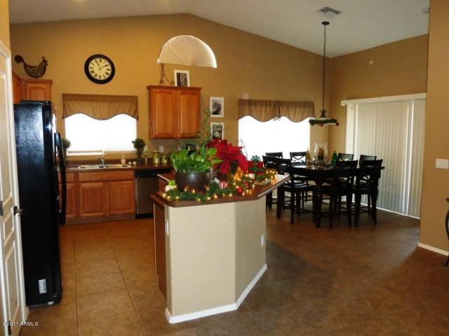 Building Photo - 44322 W Desert Plant Trl