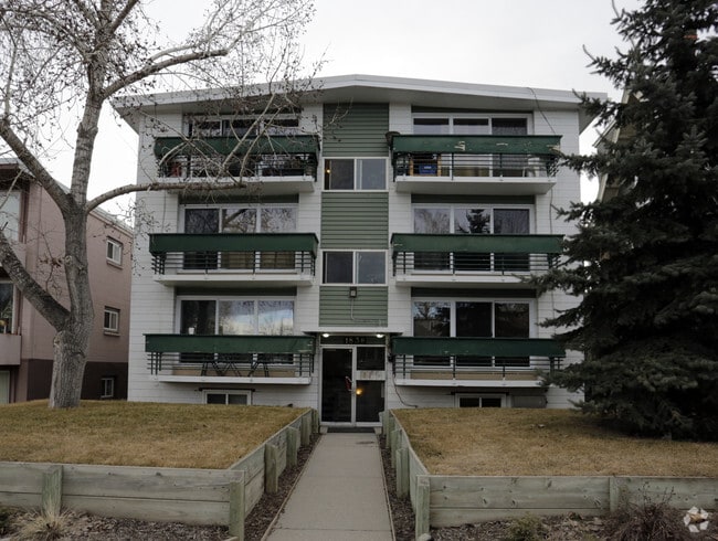 Building Photo - Mount Royal on 14th Apartments