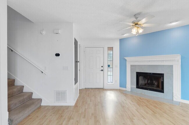 Foto del edificio - 903 Piedmont Place - 1