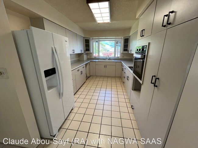 Building Photo - 3 br, 2 bath House - 83 Nawiliwili St.