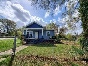 Building Photo - 1101 Justice Ave
