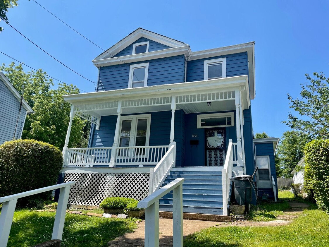 Primary Photo - Spacious Home in Federal Hill