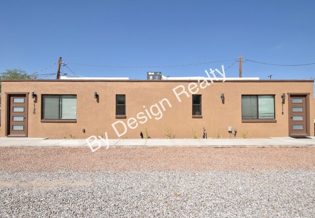Building Photo - Contemporary 1 Bed 1 Bath with Beautiful F...