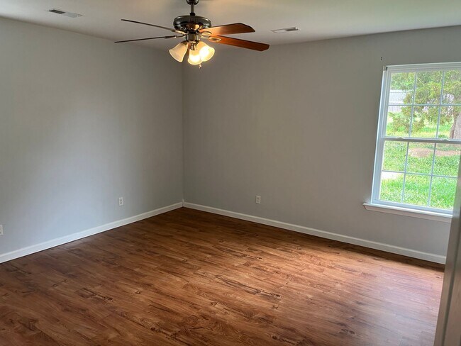 Foto del edificio - Well-Maintained 3BR/2BA Home in the Heart of Desloge