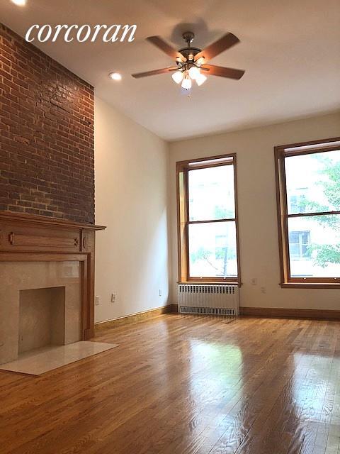 Building Photo - 330 W 77th St