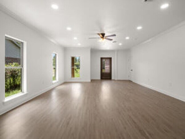 Foto del edificio - 1281 Miller St