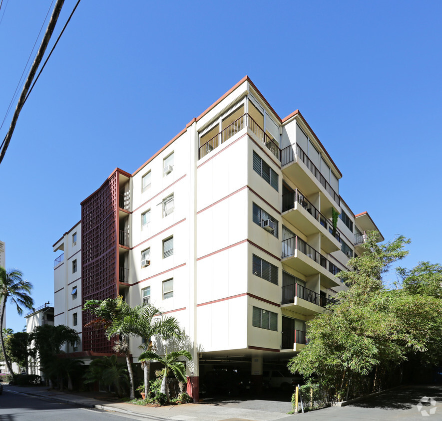 Foto principal - 222 Kaiulani Ave