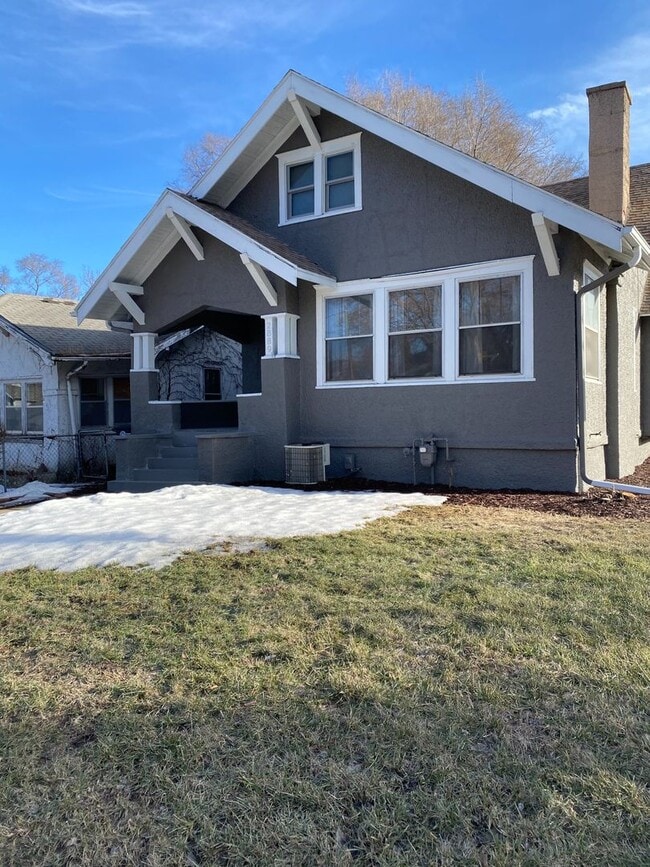 Building Photo - Beautiful 3 bed 1 bath in Minne Lusa!