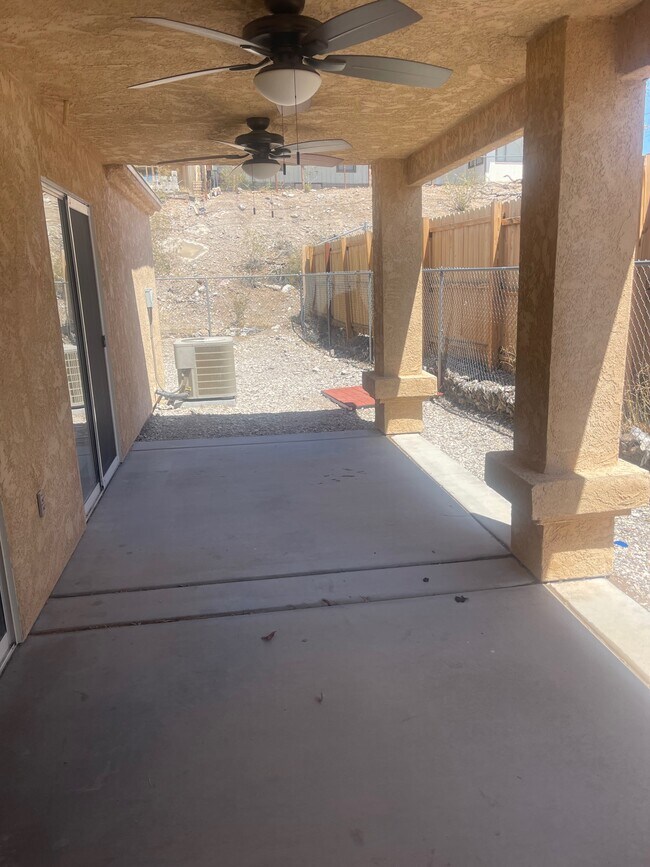Building Photo - 1649 Arena Dr