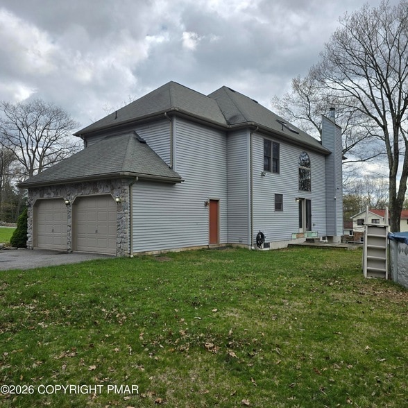 Foto del edificio - 5132 Pocono Park