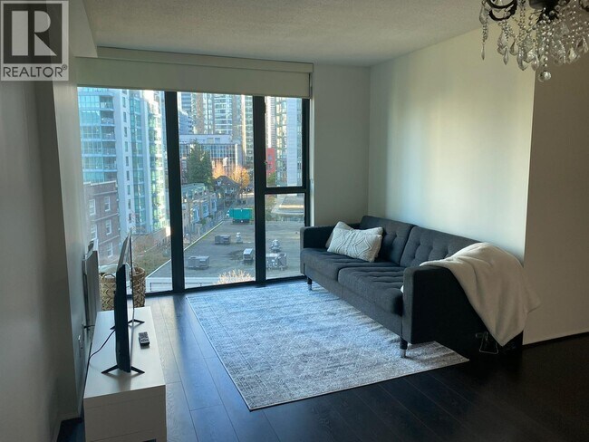 Photo du bâtiment - 1331 W Georgia St