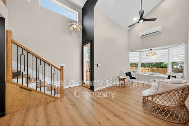 Building Photo - 9115 Timber Ranch