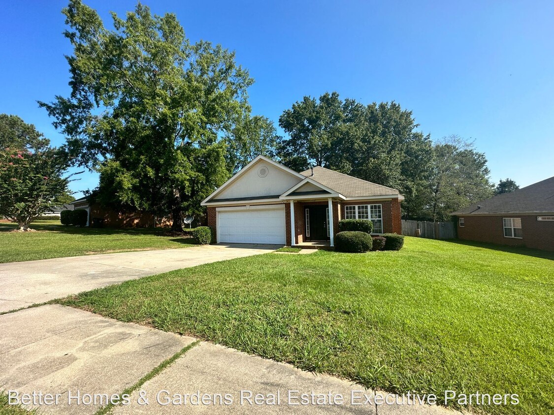 Primary Photo - 3 br, 2 bath House - 502 Great Falls