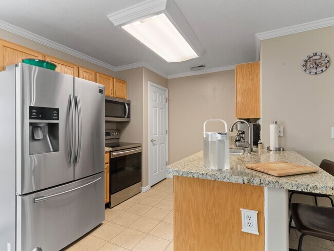 Foto del edificio - 1546 W Compass Pt Ln