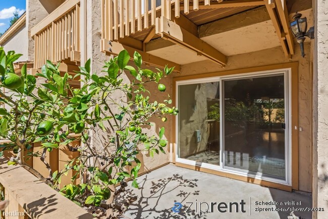 Foto del edificio - 2 br, 1.5 bath Townhome - 125 Connemara wa...