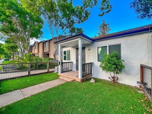 Foto del edificio - Yajome, 2100-2118*