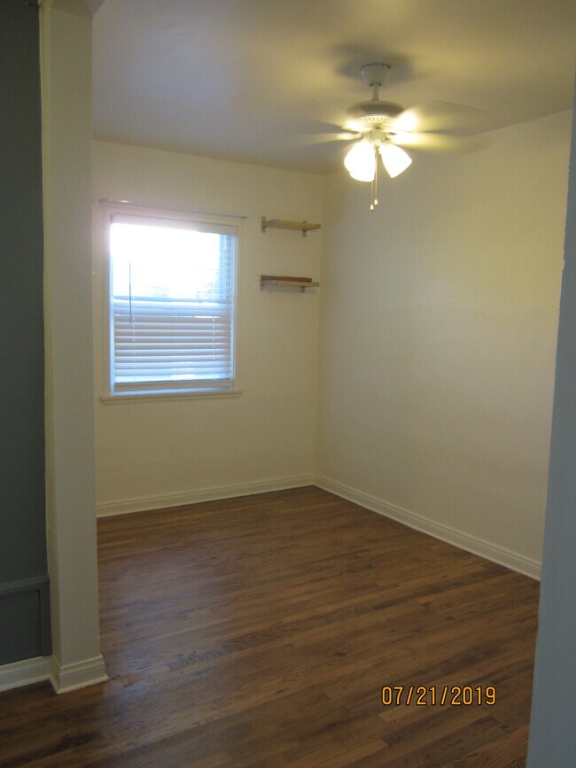 BEDROOM - 12445 Walsh Ave
