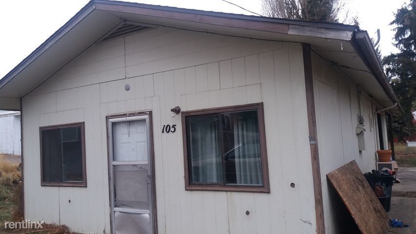 Primary Photo - 105 E Woodworth St