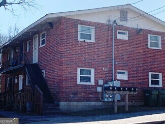 Building Photo - 420 Rawson St SW