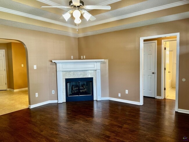 Building Photo - 203 Wembley Dr