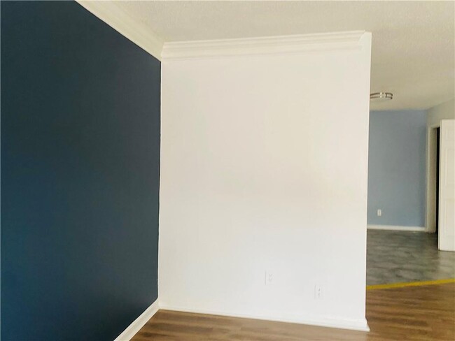 Building Photo - 493 Stone Mountain St