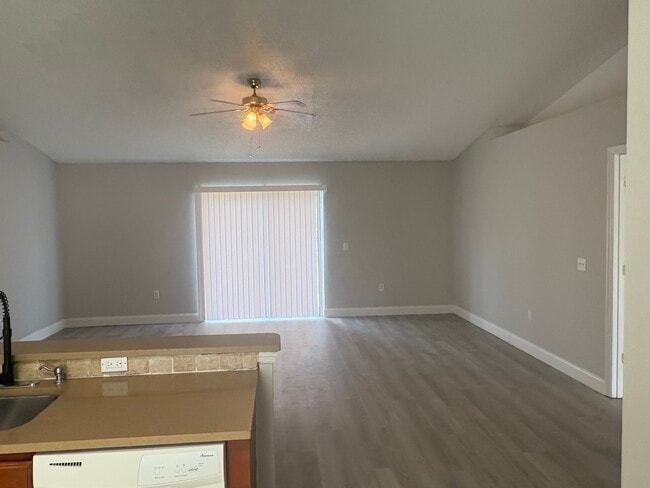 Building Photo - 3244 Shingler Terrace