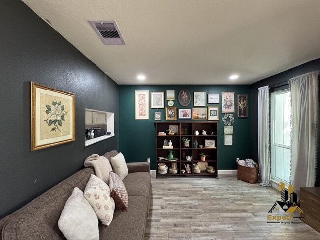 Building Photo - 3516 Gold Creek Ln