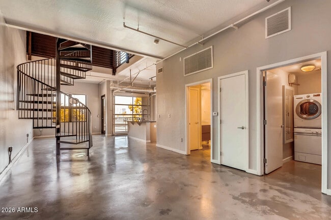 Foto del edificio - 914 E Osborn Rd