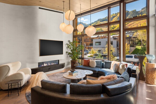 Foto del edificio - 120 Juan St