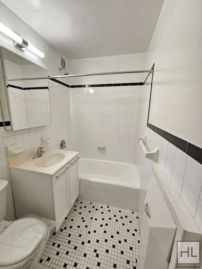 Foto del edificio - 15th Floor Studio Apartment Near Union Squ...