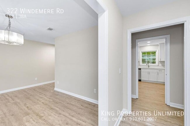 Foto del edificio - 322 Windemere Rd