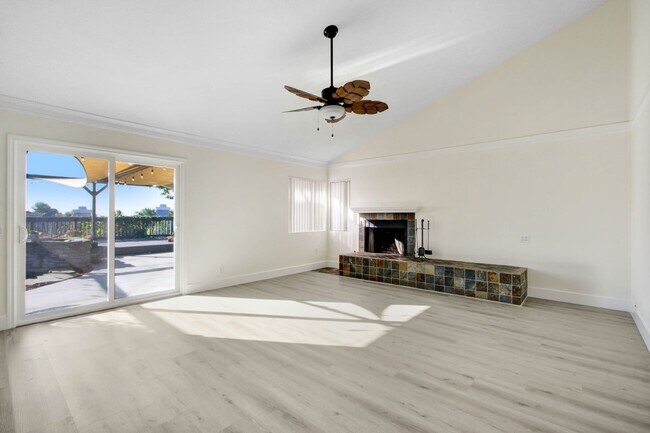 Foto del edificio - Single Story 3/2 Move-In Ready Rancho Cuca...