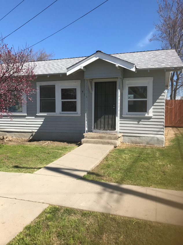 Foto principal - 415 N Green St